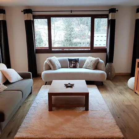Apartment Viachamonix I Confort & Nature, Skis Aux Pieds *