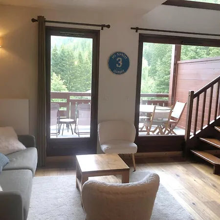 Viachamonix I Confort & Nature, Skis Aux Pieds Apartment